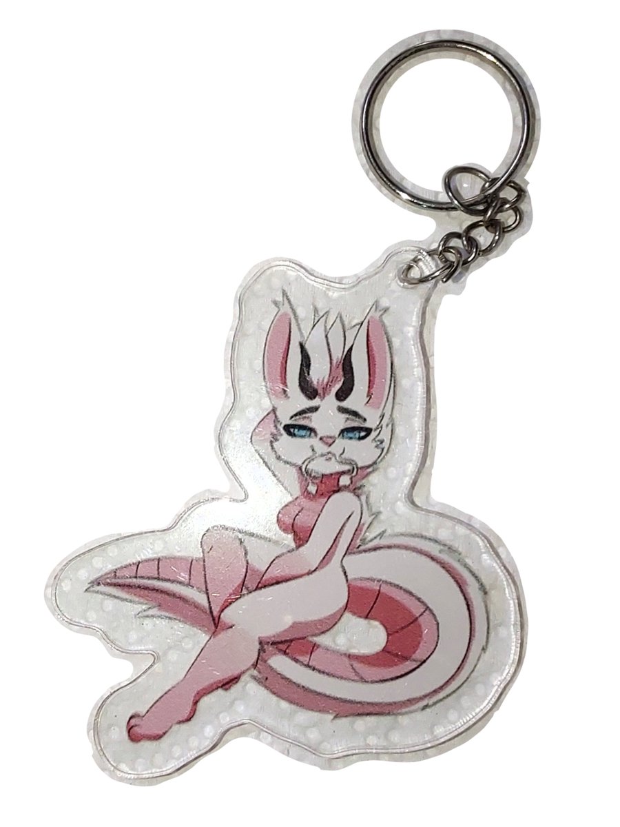 Rotten_Pleasure's tweet photo. algunos ejemplos de la merch y diseños que se rifaran en fisico nwn, llaveros y oppai mousepad. para mas info en nuestro canal de telegram. t me/rottenpleasure https://t.co/wgAepyQvoR