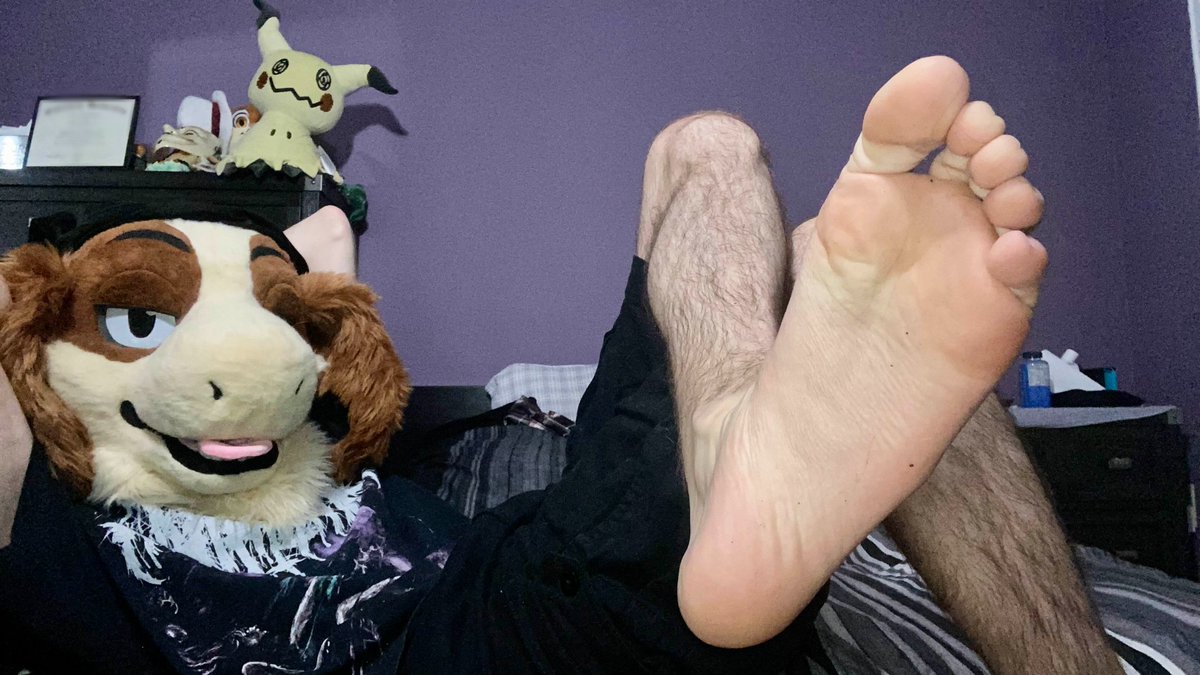 footsIut's tweet photo. Wanted to recreate this one real bad https://t.co/lSxm3DIK7n