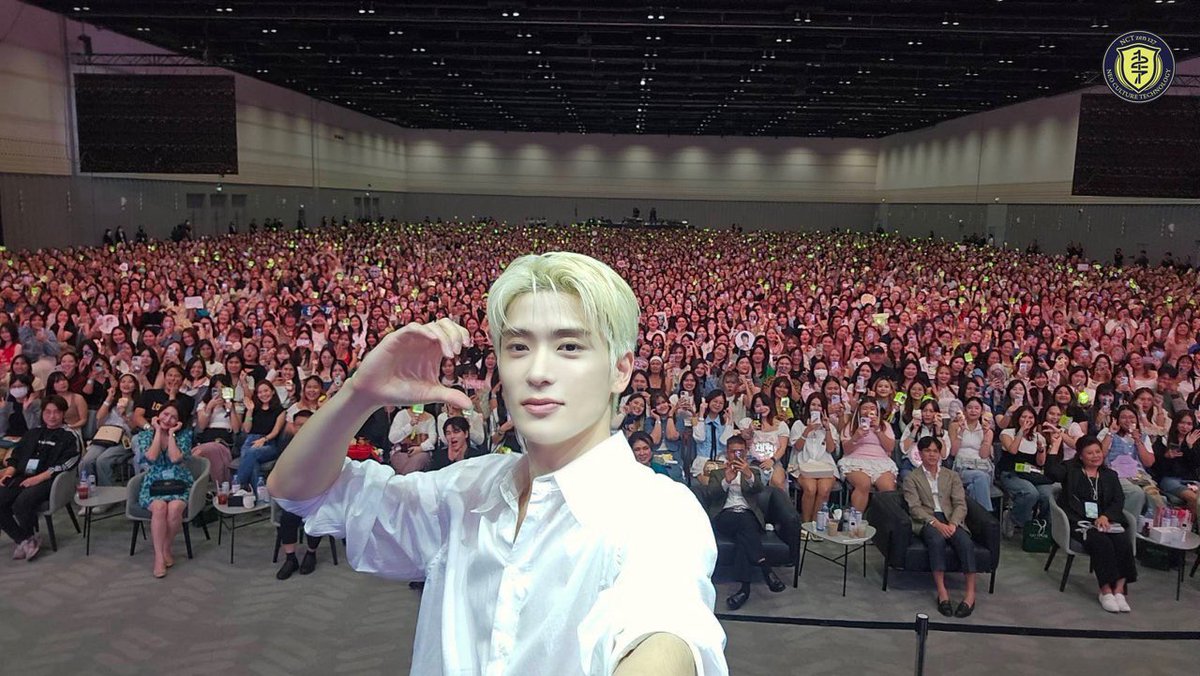 จัดอันดับรูปที่เหมือนตัดต่อที่สุด
อันดับ 1 :