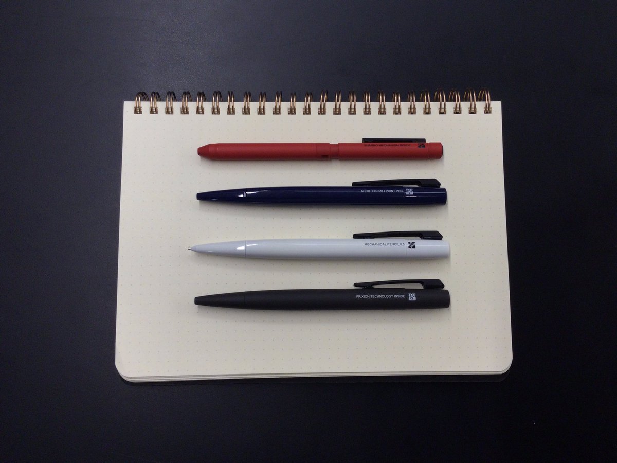 伊東屋 ITOYA 110 イレーサブルボールペン 4本セット