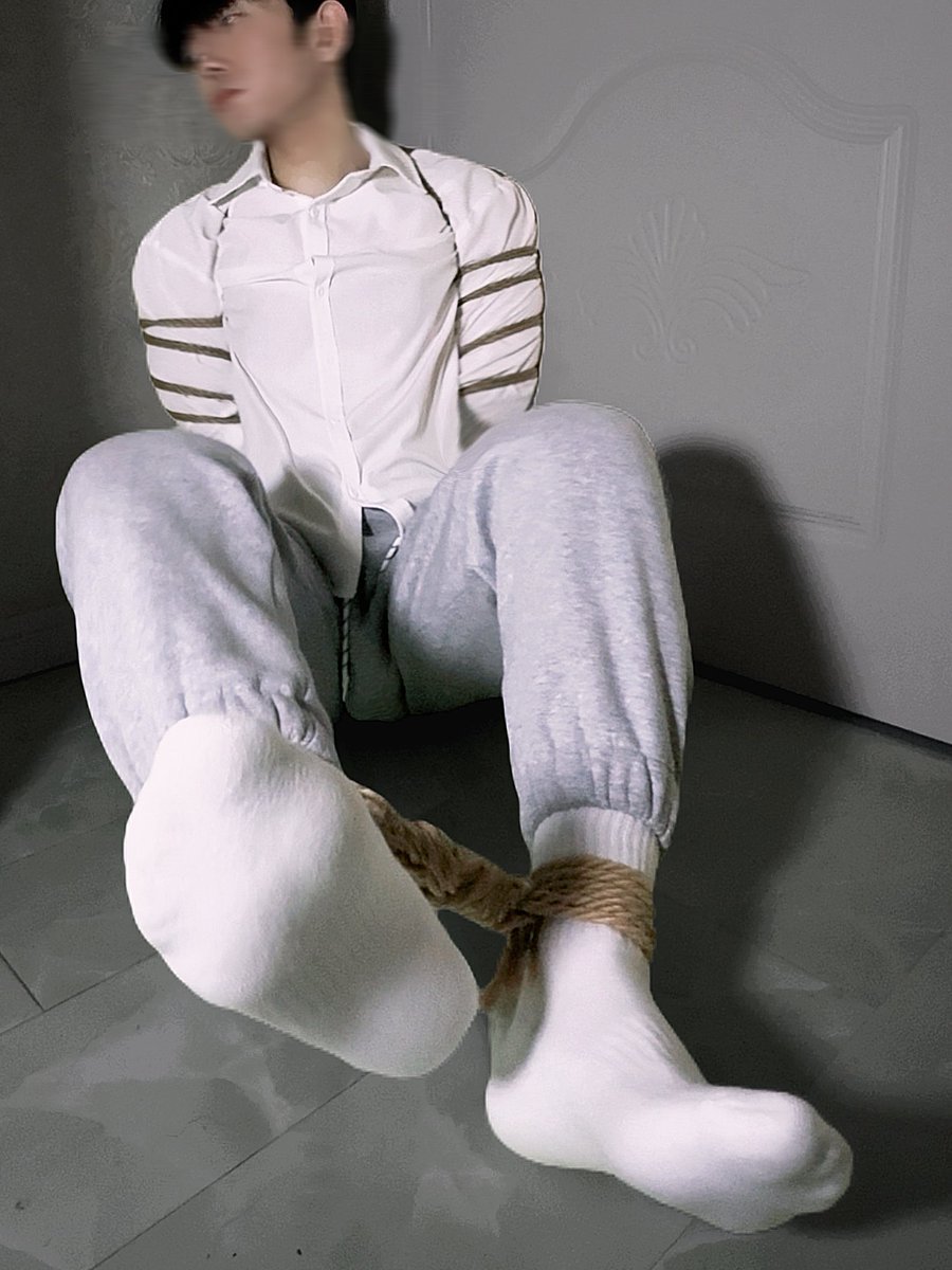 捆绑白袜要闻，要闻捆绑白袜
#白袜体育生