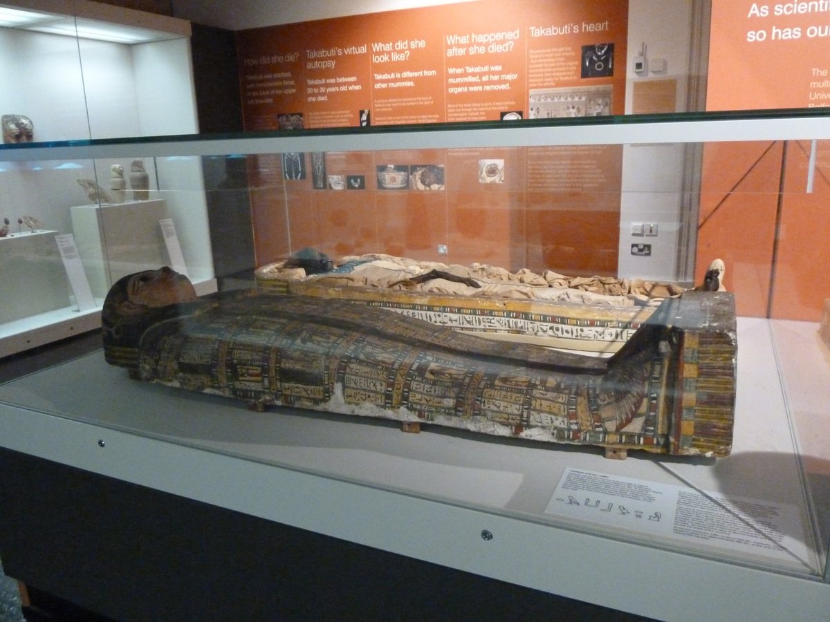 lorraineelizab6's tweet photo. Rev Edward Hincks (19 Aug 1792 #Cork-3 Dec 1866 #Killyleagh rectory, #Down).👨‍🎓Midleton College, Co Cork, @tcdalumni. Egyptologist/Assyriologist! @UlsterMuseum's Takabuti mummy; deciphered she was 20s. Mistress great house! Mum=Taseniric, dad=priest of Amun https://t.co/fJGXYzXk3C https://t.co/BPmKr1DUpR