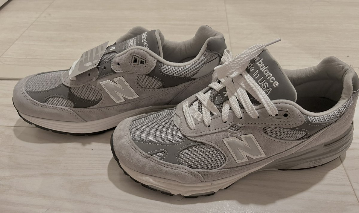 pt_reiwa_papa's tweet photo. 念願の992と993
最高です。
#M992
#M993 https://t.co/RP0N1U4iew