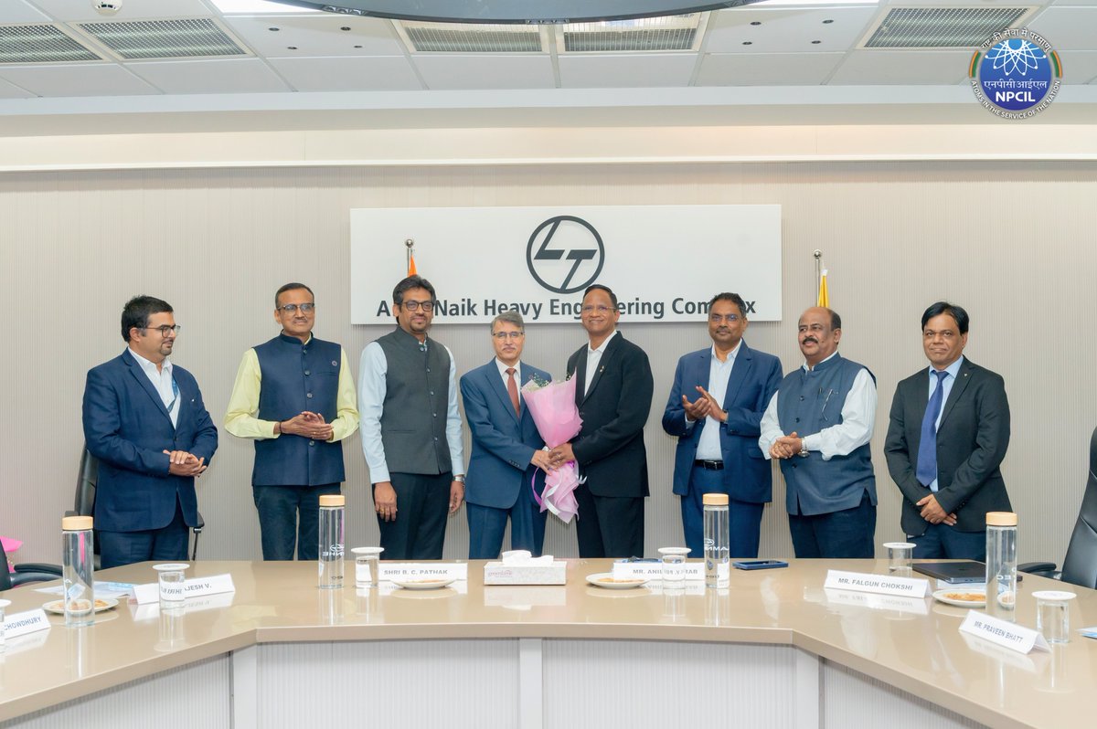 NpcilOfficial's tweet photo. भारत की परमाणु ऊर्जा प्रगति का नया अध्याय !
A Milestone in India’s Nuclear Energy Journey !

@PMOIndia @DrJitendraSingh @DAEIndia @larsentoubro 

#NPCIL #NuclearEnergy #CleanEnergy #ViksitBharat2047 #GHAVP #IndigenousTechnology #EnergySecurity #NuclearForFuture https://t.co/zAExKfGUNB