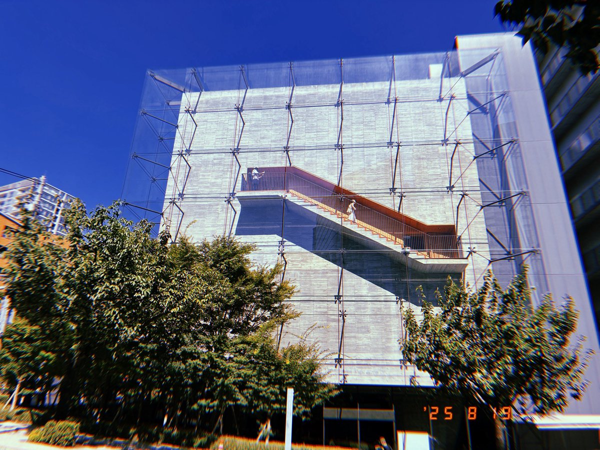 膨大なスケッチと
素敵な建物🏛️で
見応えたっぷり📚

・
・

建築家・内藤廣
なんでも手帳と思考のスケッチ
in 紀尾井清堂