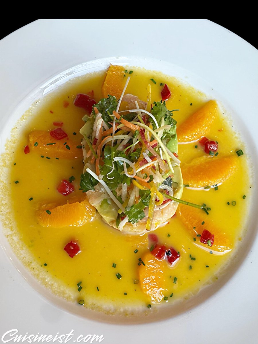 TheCuisineist's tweet image. Beautiful Ceviche here Highly suggested and checking out yet another Chef @robemad restaurants @molemexicankitchen .. !! Cuisineist.com #cuisineisttravelspodcast #cuisineisttravelsyoutube @cuisineist @chiccompassmag @natjaorg @matadornetwork #chiccompassmagazine #natja