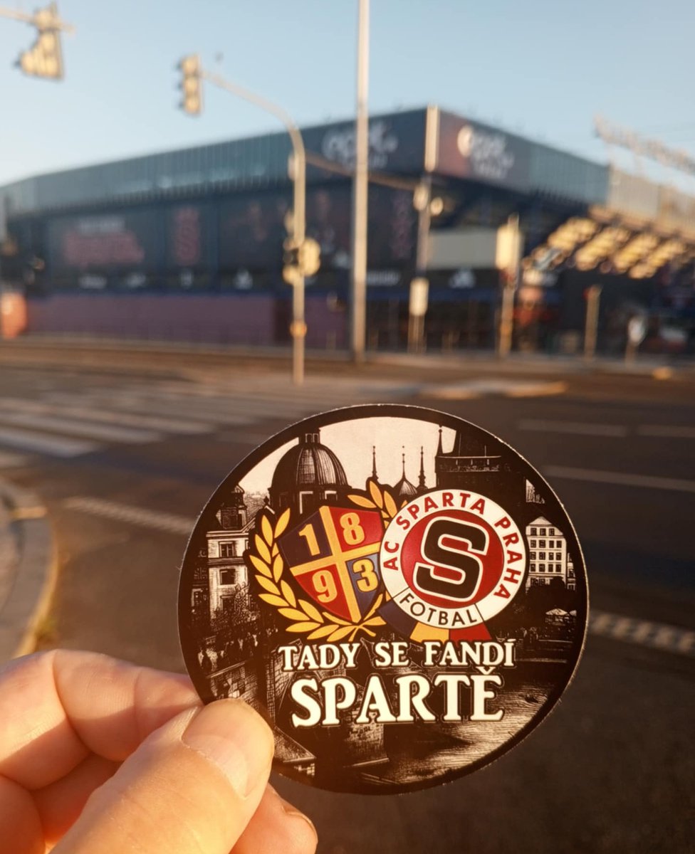 Už ve čtvrtek opět fandíme na Letné! ⚽️💪🔵🟡🔴 A všichni v rudém! 🟥 Stále ještě zbývají nějaké vstupenky, tak kdo se chce přidat, stále má šanci 😎▶️ sparta.enigoo.cz/app/tickets/ev…
