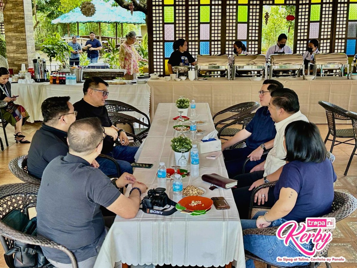 TINGNAN: Bumisita sa lalawigan ng Cavite si Senador Bam Aquino upang magpasalamat sa suportang ibinigay sa kanya ng mga lokal na opisyal at kababayan natin. Gayundin, ang pagbisita ni Senador Aquino ay para alamin ang mga pangangailangan ng Cavite.

#KayaNatinPH