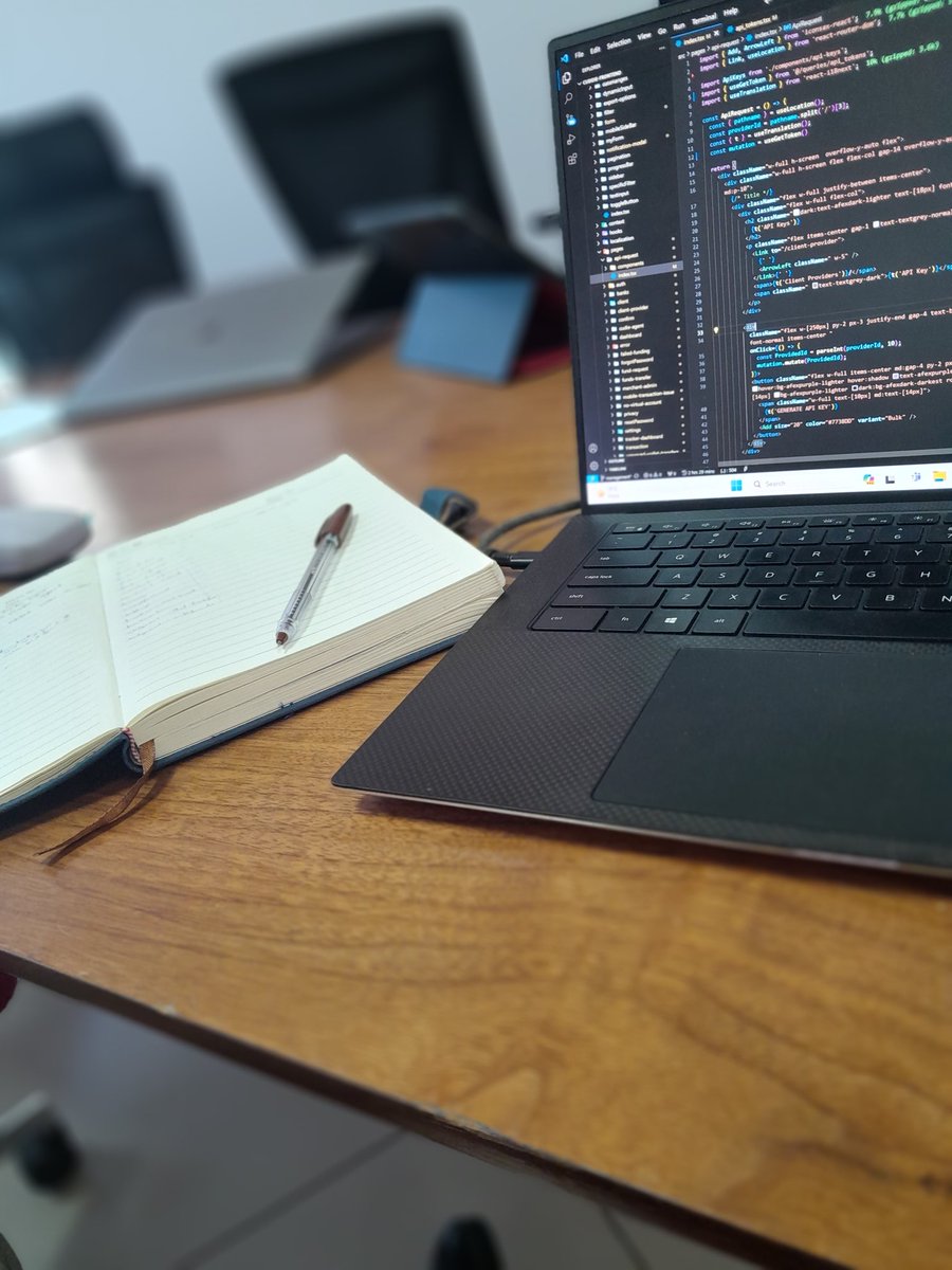AdedayoMubashir's tweet image. From frustration to growth 💡
Just published my first blog post: “From Frustration to Growth: How ‘Figure It Out Yourself’ Made Me a Better Developer”
A personal story of struggle, learning, and growth.  
Read here 👉 medium.com/@mubashirnafiu…  
#DevJourney #TechBlog #Frontend