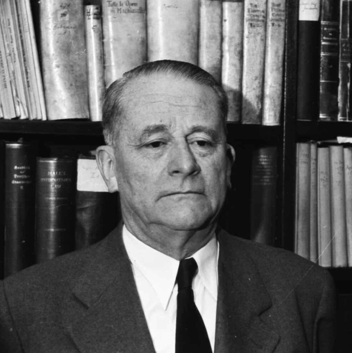 Schmitt (and Weber too) saw the development of bourgeois-legalism as subjecting Right to Law; or as Weber put it, "today legality passes for legitimacy." The "legal state" is a permanent revolution.
1/4