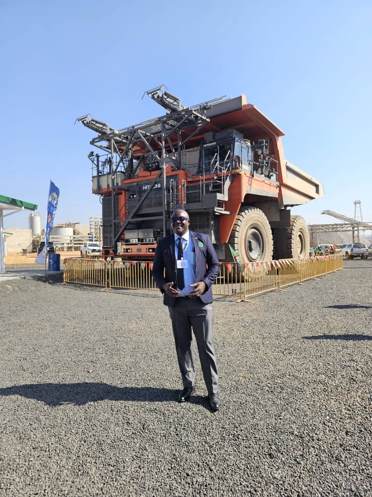 The monstrous Hitachi EH4000AC-3 is a 242-ton class rigid frame mining haul truck with a maximum payload of 387 tons fully electrically driven Cummins engine