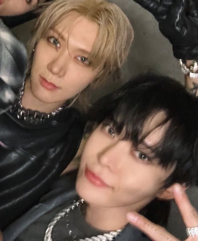celestialnovem's tweet photo. นี่พี่อวดแฟนป่ะคะ แต่แฟนพี่สวยนะพี่โดยอง https://t.co/eG1Efvwovj
