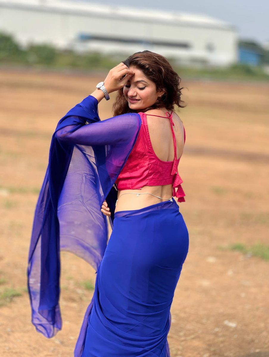 ActrezHub's tweet image. #SanamJoshi #Sanam #Joshi