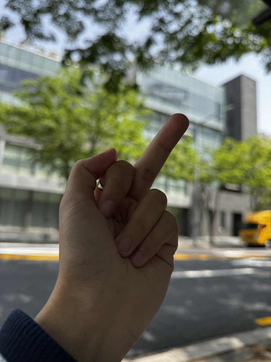 jeebbangjm's tweet image. well fuck you wakeone