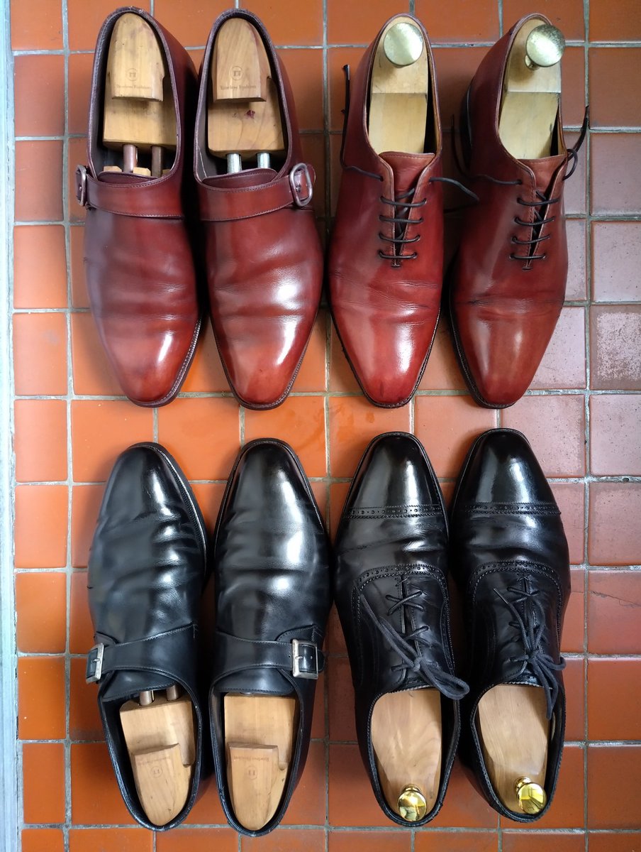 很少紀錄擦鞋的一刻👞