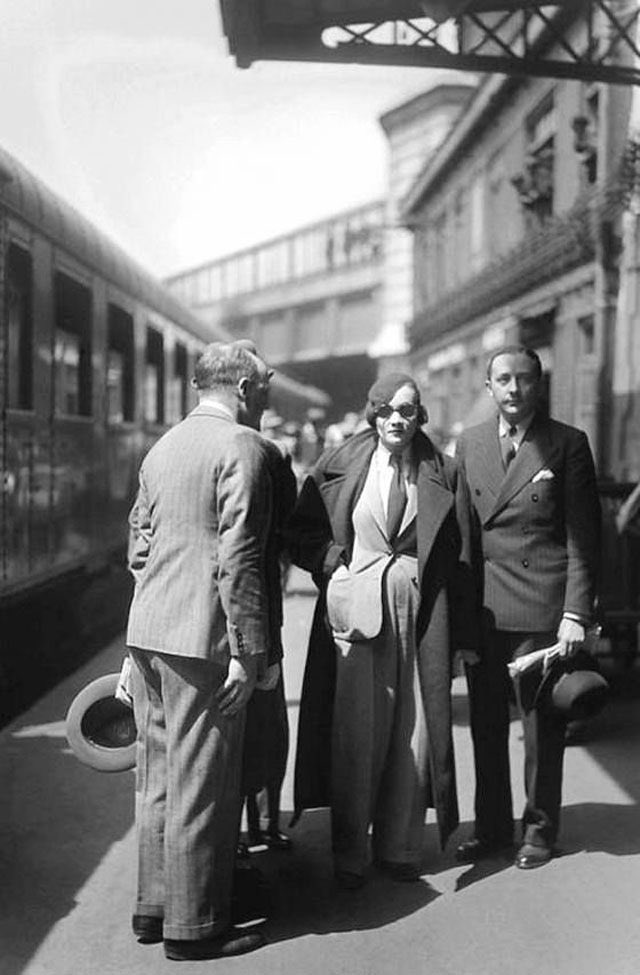 These pictures of Marlene Dietrich...