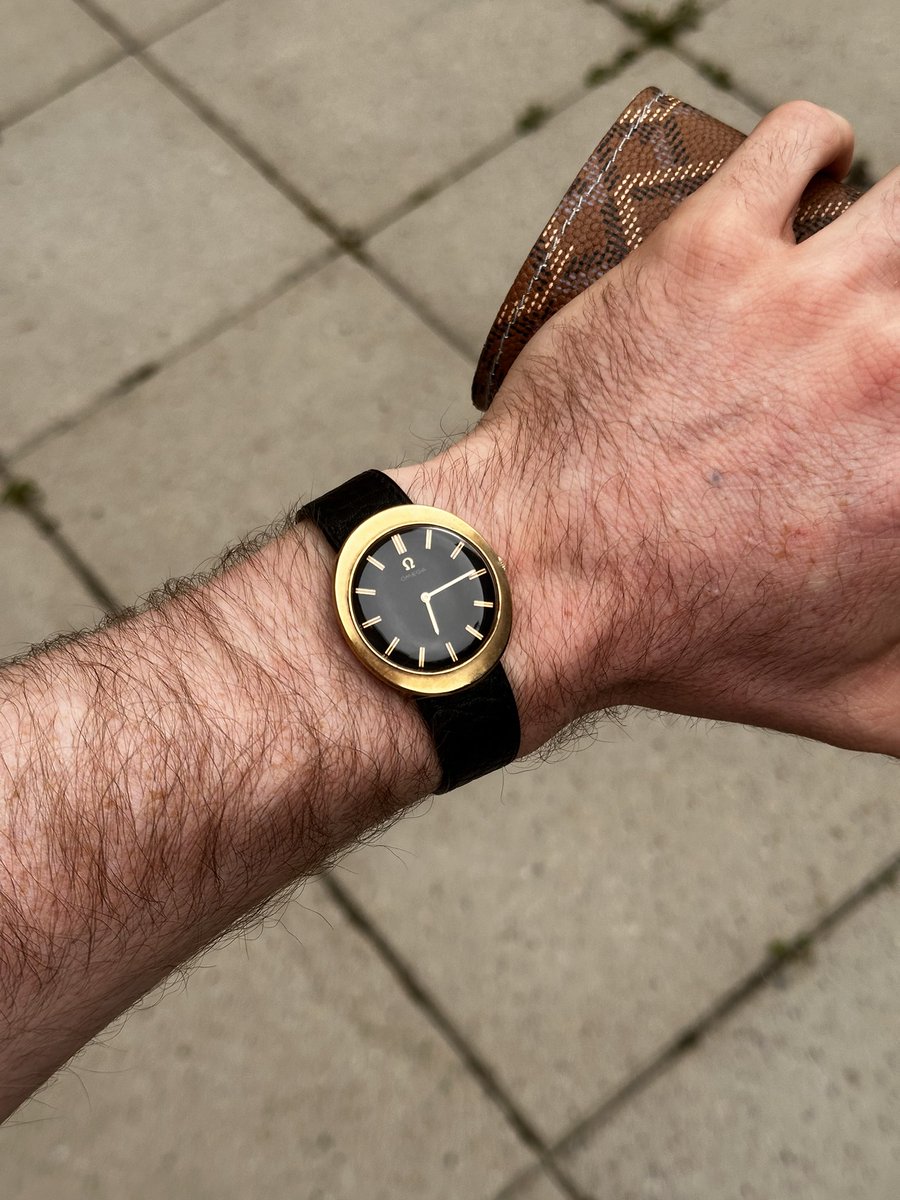 vintagewatchrl's tweet photo. Montre et travail du jour

Révision d’une bumper et sauvetage d’une méca abandonnée 🤒 https://t.co/b35VQNKKP5