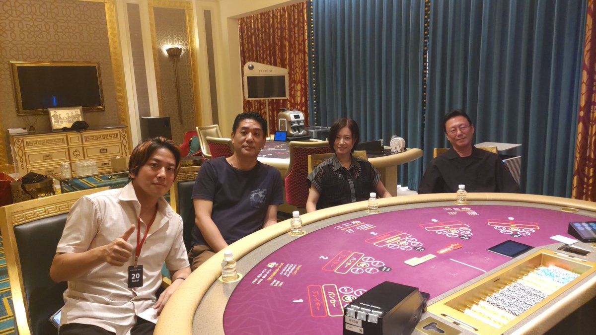 カジノのVIPルームでYouTube撮影します！ さや姉がいきなり「ペットボトルの蓋あけてくださる？」って言い出した。 なんかカジノ スペースに入ってからさや姉のキャラが変わった気がするwww