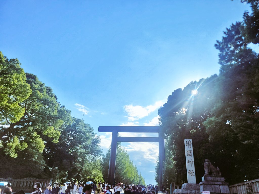 #あゝ同期の桜2025 

図鑑ときました^^笑

などという冗談を言える幸せは、この舞台に懸ける役者の方々、そして錦織一清さんへのリスペクトをもってしか言えません

この舞台、ずっと語り継がれると願う

錦さん、いつも通り大きくごきげんにいてくださる