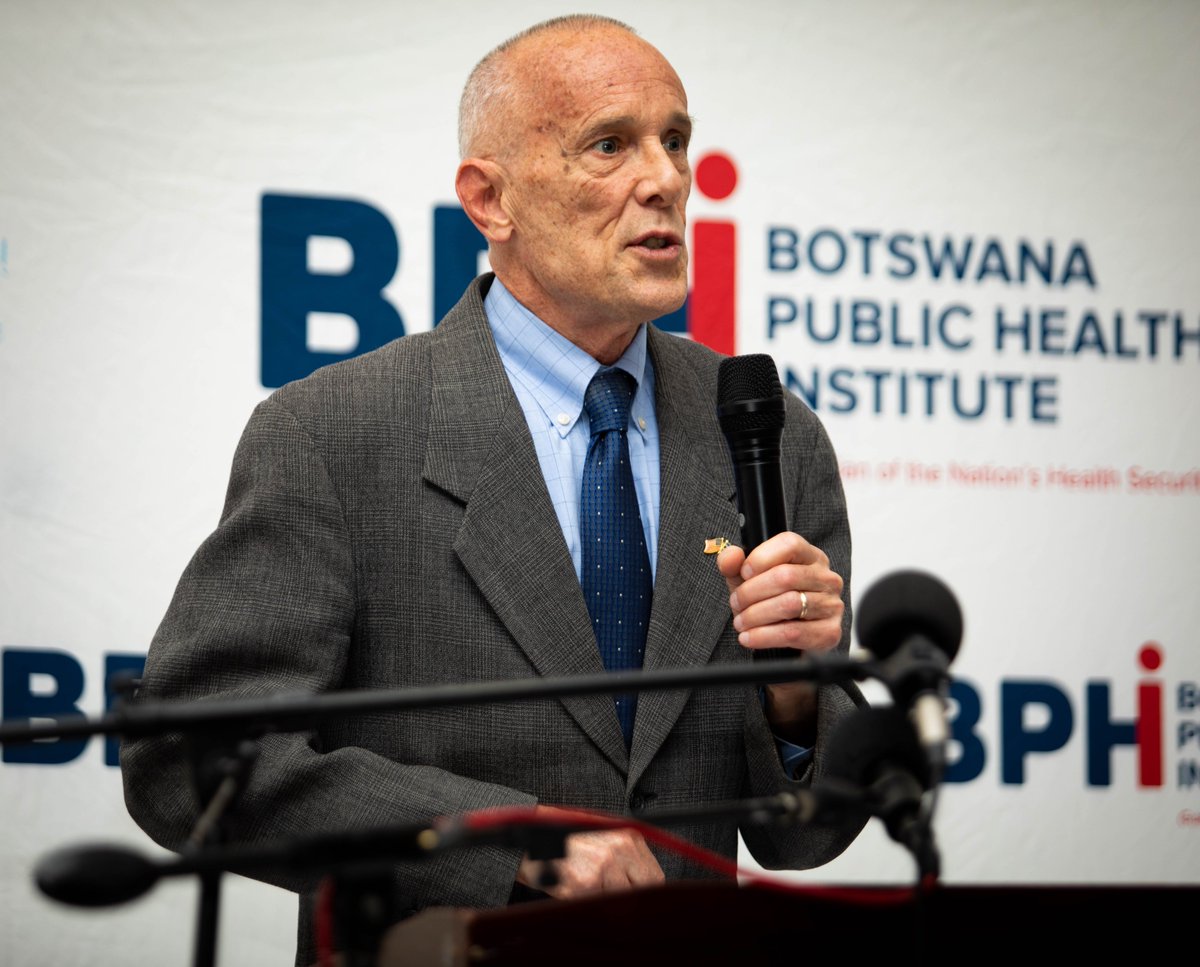 AFENETAfrica's tweet photo. Botswana 🇧🇼 hosted a powerful #FETP symposium (Aug 11–15), in Gaborone, where Hon. Lawrence Ookeditse, Assistant Minister of Health (Picture 1), applauded the program’s impact on national health security.

FETP trainees & graduates showcased outbreak investigations and surveillance work reinforcing the value of field epidemiology in protecting Botswana’s health. #HealthSecurity #PublicHealth