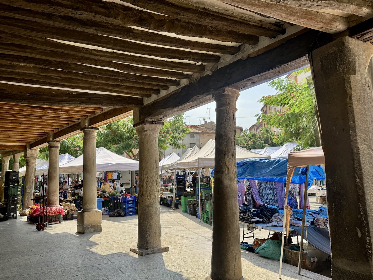 tribusdelasegarra.cat/2025/08/19/bon…
Bon dia
El mercat, ahir
Santa Coloma de Queralt
Baixa Segarra
#segarrejant #goodmorning #Catalonia #magradaelmeupaís <a href="/finslagorra_1/">finslagorra ||*|| SÍ</a> <a href="/jolival65/">JOliva||*||</a> <a href="/montserumbau/">montserrat rumbau</a> <a href="/salvad_m/">RosamSal ||⭐|| 🏴󠁧󠁢󠁥󠁮󠁧󠁿#Jo soc CDR# *CxR*</a> <a href="/jordicodol/">Jordi Còdol Montagut</a> <a href="/betaltarriba/">Bet Altarriba</a> <a href="/mccorominas/">Carme Corominas</a> @xatoQuico <a href="/Ifarre2/">Imma</a> <a href="/CanelaBalsebre/">rosa canela</a> <a href="/mnadal13/">Marta Nadal</a>