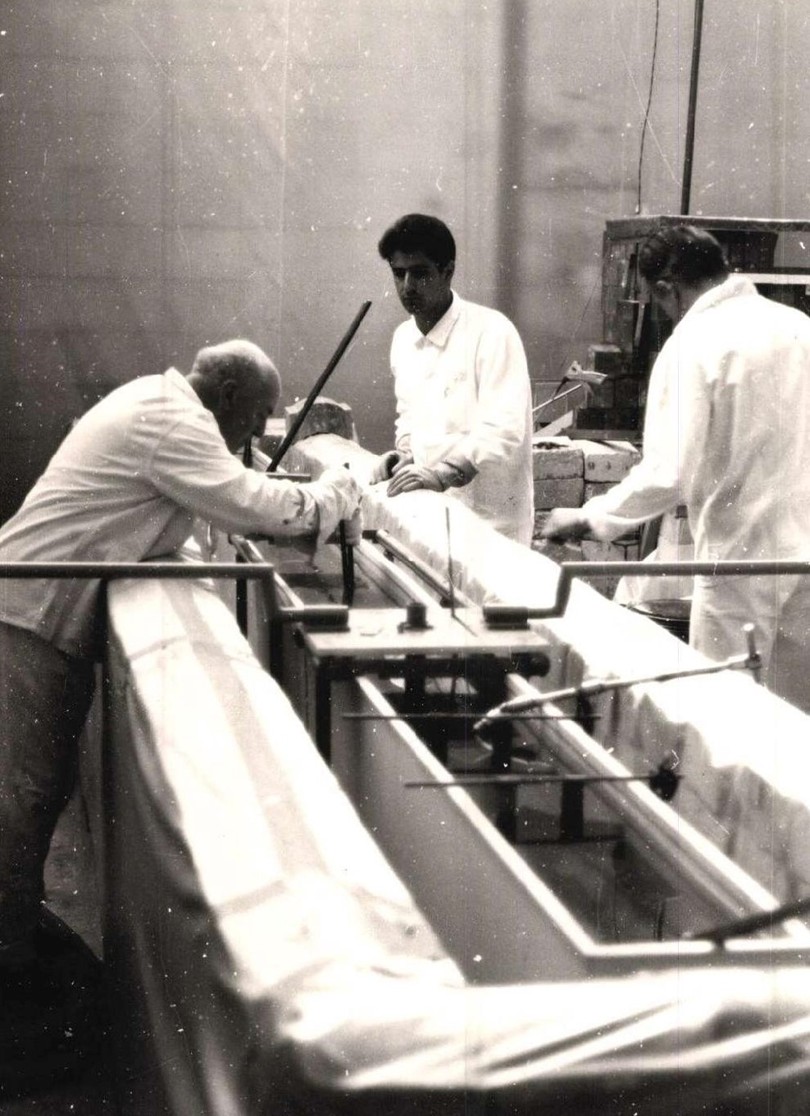 Photo du jour

1961 : Examen sous eau d’une cartouche d'uranium impliquée lors d’un incident de fusion sur le réacteur #nucléaire G1 du CEA Marcoule le 26 octobre 1956.
