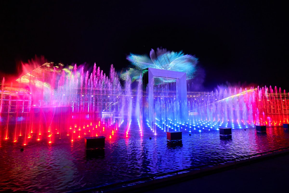 VolcaChan's tweet photo. 水と空気のスペクタクルショー「アオと夜の虹のパレード」
2025年4月13日よりEXPO 2025 大阪・関西万博にて公演中！

Volcaでは一部のアニメーション制作にご協力させて頂きました！ https://t.co/u4PcHsqPad