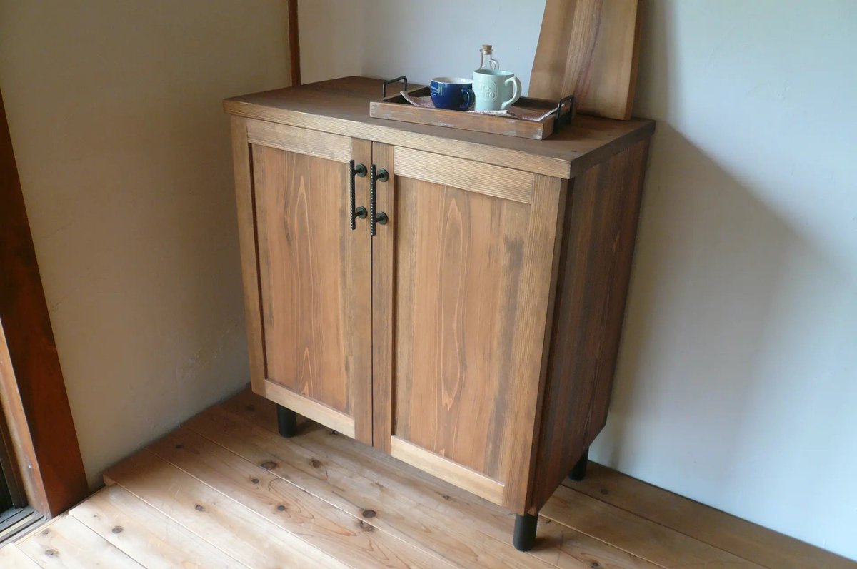 どんな部屋タイプにも合わせやすいベーシックデザイン♪❤高級木目調