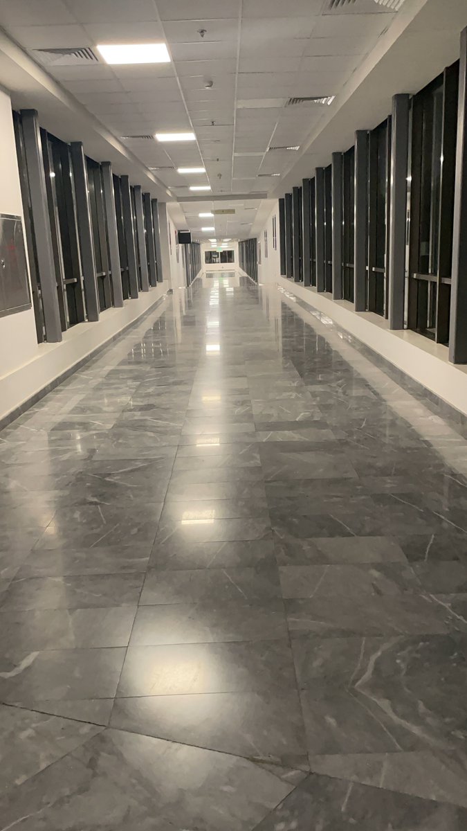 e_aozz's tweet photo. هذا ليس مجرد ترم دراسي، بل هو الفصل الأخير من قصتي. يا رب توفيقك، لأختمها كما ينبغي. 🎓❤️ https://t.co/ZJMonbyuFu