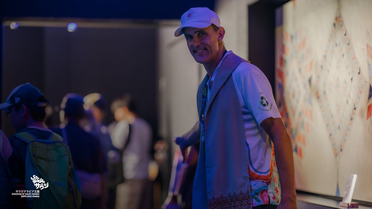 SaudiatExpo's tweet photo. A cultural exchange between the Saudi Arabia Pavilion and Australia Pavilion highlighted the importance of cultural dialogue and global connection. ✨

#Expo2025
#KSAExpo2025 https://t.co/3ZtkOb3hFC