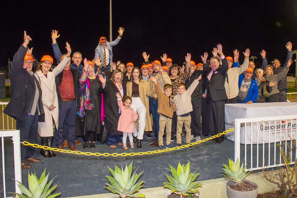 JpPacing's tweet image. IDEAL BEACH 🏝️ 
15.8.2025 HOIST TORQUE AUSTRALIA 2YO COLTS AND GELDINGS PEARL FINAL (G2) 
Mile Rate - 1:57.3 
Very proud of this boy 💜 

Congratulations to his enormous group of happy owners! 🏆 

👨‍✈️ @GaryHallJnr 
📸 @Pacepix_AU