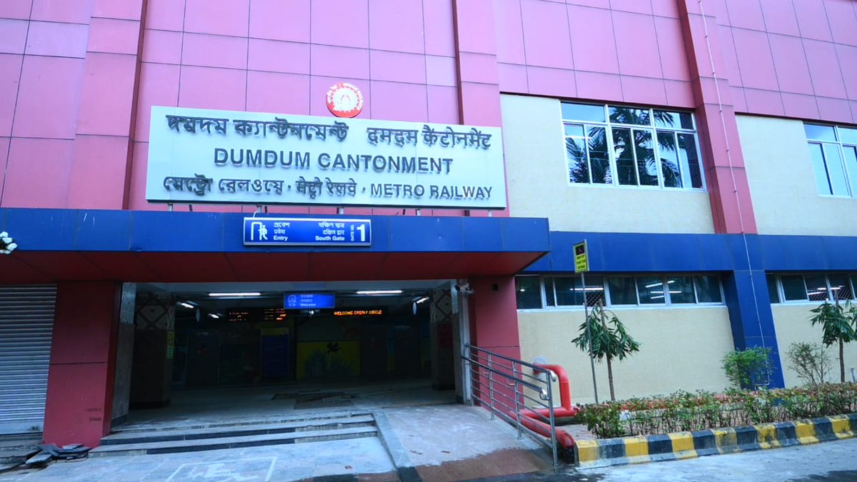 EasternRailway's tweet image. Metro Railway Kolkata’s #YellowLine is here — fast, comfortable rides from #Noapara to #JaiHindBimanbandar now made real!