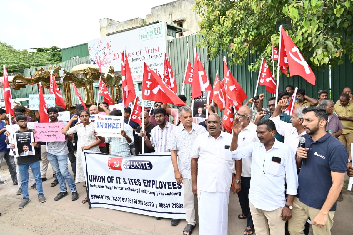 tncpim's tweet photo. #TCS டாடா கன்சல்டன்சி நிறுவனத்திலிருந்து 30000 ஊழியர்கள் பணி நீக்கம் செய்யப்படவுள்ளதை திரும்ப பெறவும், தமிழ்நாடு அரசு தலையிடவும் கோரி இன்று சென்னையில் தகவல் தொழில்நுட்பம் &amp; UNITE சங்கத்தின் சார்பில் நடைபெற்ற போராட்டத்தில் ஏராளமான ஐடி ஊழியர்கள் கலந்து கொண்டனர். https://t.co/4yozFde0RI