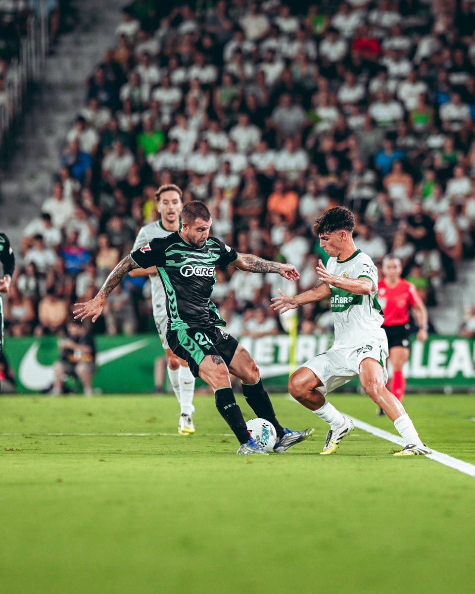 Juanjo Sánchez (@jjsv81) on Twitter photo Rodrigo Mendoza (2005) debutó ayer en Primera División con el <a href="/elchecf/">Elche Club de Fútbol</a>
Es el séptimo jugador que ha pasado por las inferiores de 🇪🇸 que debuta en la primera jornada de liga.
#LALIGAEASPORTS Rodrigo Mendoza (2005) debutó ayer en Primera División con el <a href="/elchecf/">Elche Club de Fútbol</a>
Es el séptimo jugador que ha pasado por las inferiores de 🇪🇸 que debuta en la primera jornada de liga.
#LALIGAEASPORTS