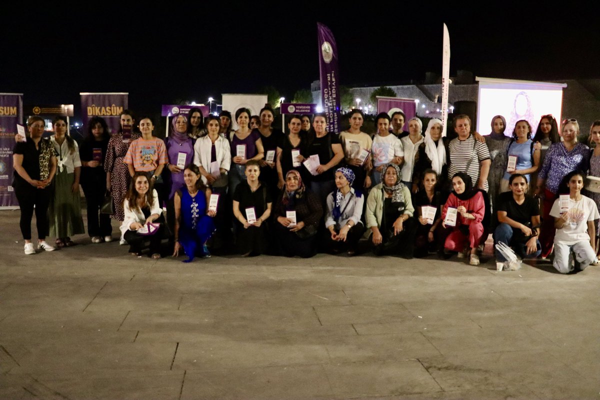 📣 Kadın Cinayetlerine Karşı Ortak Mücadele 

🟣 Kadına yönelik şiddete ve kadın cinayetlerine karşı sesimizi yükseltmek, dayanışmamızı büyütmek amacıyla başlattığımız kampanya kapsamında, belediyemiz, Yenişehir Belediyesi ve DİKASUM’un katılımıyla Hz. Süleyman’da standlar