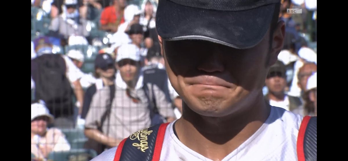 Bicbang2007's tweet image. #横浜高校
#甲子園
#県岐阜商
#高校野球

阿部くん、2年生から主将でここまで牽引してくれてありがとう。
頼人くんも1年秋からありがとう

夢をありがとう

野球部関係者各位
父母の皆様
応援団、チアの皆様　生徒各位
学校関係者各位
OBの皆様

ありがとうございました