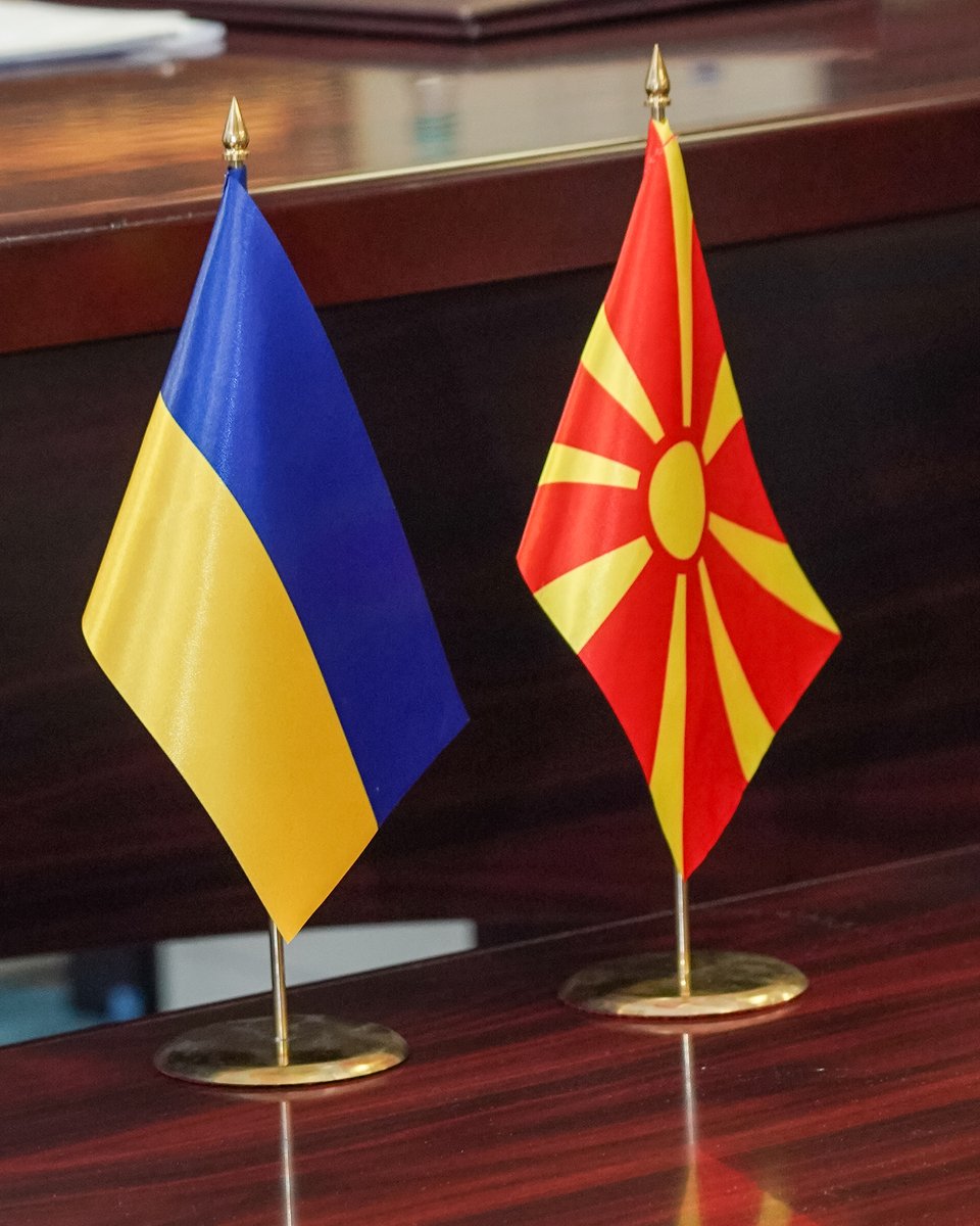Timco Mucunski (@timcomucunski) on Twitter photo 🇲🇰🇺🇦 Pleased to meet with Ukrainian Ambassador, <a href="/dir_larysa/">Larysa Dir</a>. I reaffirmed our strong support for Ukraine and stressed that, as a NATO member, we remain committed to providing political and practical assistance. I also informed her that the Government has once again extended 🇲🇰🇺🇦 Pleased to meet with Ukrainian Ambassador, <a href="/dir_larysa/">Larysa Dir</a>. I reaffirmed our strong support for Ukraine and stressed that, as a NATO member, we remain committed to providing political and practical assistance. I also informed her that the Government has once again extended