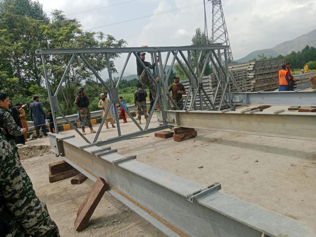 پاک فوج نے ایک بار پھر اپنے عمل سے دکھا دیا کہ وہ صرف محافظِ وطن نہیں بلکہ خادمِ قوم بھی ہیں۔ یہی خدمت اور قربانی پاکستان کی اصل پہچان ہے۔
#فوج_ہمارے_محافظ