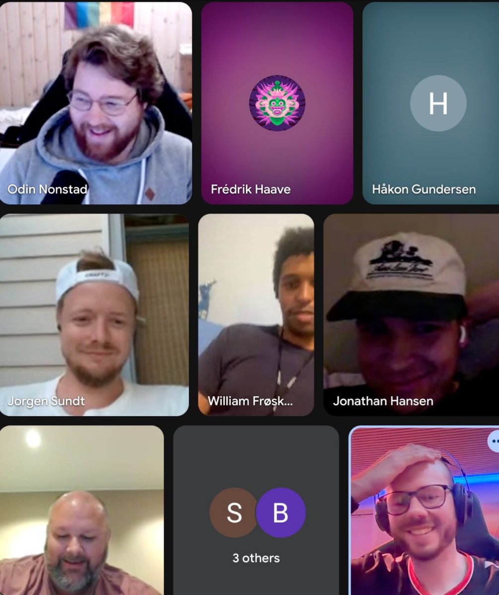 Catch (@catch_podkast) on Twitter photo NFL Fantasy Mock Draft-spesial! ✍️ 🏈 🏆
Vi samlet sammen en ordentlig gjeng, og kjørte de første ni rundene av en fantasydraft med argumenter, slakt og ros underveis.
Med @matrixholt <a href="/jonahansen/">Jonathan Simchai Hansen</a> <a href="/chwessel/">chwessel</a> @wskeland <a href="/jorgensundt/">Jørgen Aagedal Sundt</a> <a href="/KS84/">Kjetil Skogen</a> @hakongundersen m.fl.
Ute nå på Patreon! NFL Fantasy Mock Draft-spesial! ✍️ 🏈 🏆
Vi samlet sammen en ordentlig gjeng, og kjørte de første ni rundene av en fantasydraft med argumenter, slakt og ros underveis.
Med @matrixholt <a href="/jonahansen/">Jonathan Simchai Hansen</a> <a href="/chwessel/">chwessel</a> @wskeland <a href="/jorgensundt/">Jørgen Aagedal Sundt</a> <a href="/KS84/">Kjetil Skogen</a> @hakongundersen m.fl.
Ute nå på Patreon!