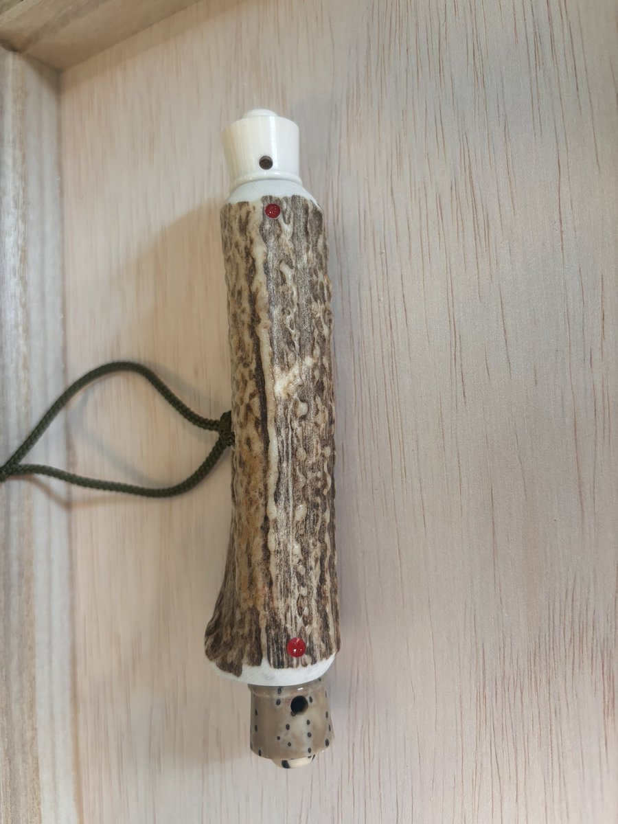 真心込めて作った煮干しの塑像 真心込めて作った煮干しの塑像 Gratitude to a Father