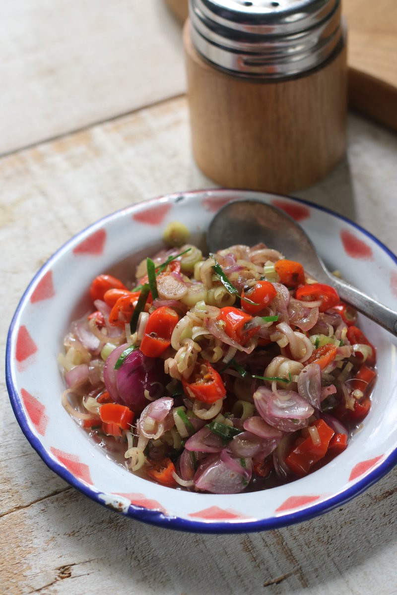 liadjoen's tweet image. Thanks Indonesia for blessing us with all those sambals!