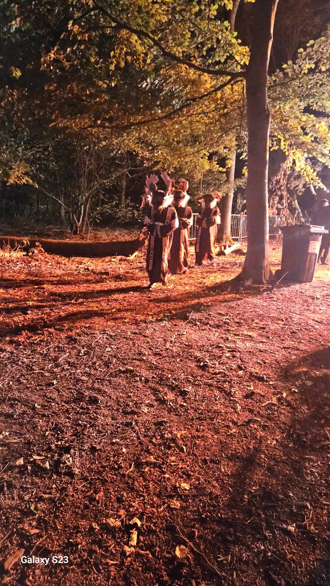 KitCat /\\\ tweet media