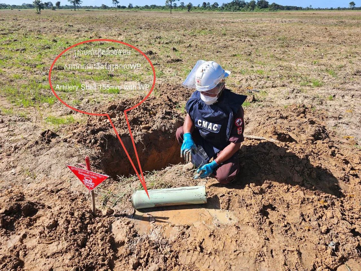 rubyjane_kjn's tweet photo. Thai army has admitted to using WP artillery shells during the clash with Cambodia. Yet they claimed they use it under international law and with humanitarian consideration 🙄🙄 

Each of your evil action will come to light. 
The truth of your nature will always surface. 
Your country will be condemned. 
Justice will always prevail. 

Implement The Ceasefire Agreement 
#ThailandViolatestheceasefire