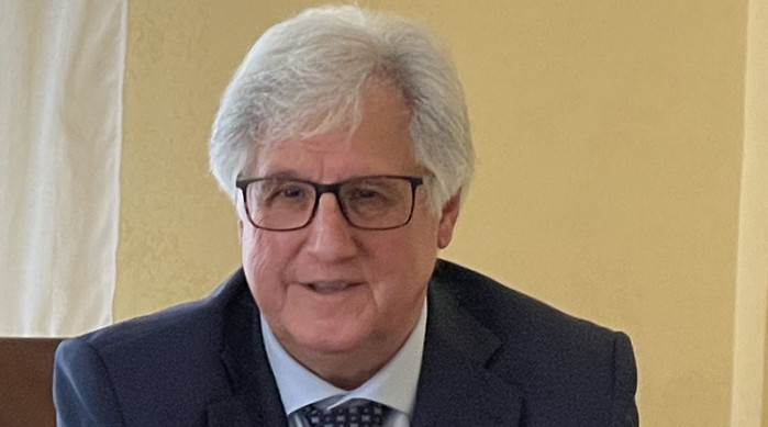 La Sicilia e il Sud fanno percepire all’Italia rilevanti fondi UE per lo sviluppo. Le Istituzioni li usano non per colmare il divario storico ma sostituendoli ai dovuti interventi ordinari. Per questo il fiume dei fondi europei continua ma il divario resta
bit.ly/3HFeqEE