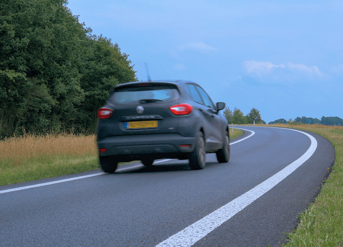 Wegmarkeringen zorgen voor veiligheid in het verkeer, maar de keuze voor materiaal maakt hét verschil voor het milieu.
Met koudplasten besparen we energie en grondstoffen, en bouwen we mee aan een schonere toekomst. 

👉 Lees meer: triflex.nl/duurzame-wegma…