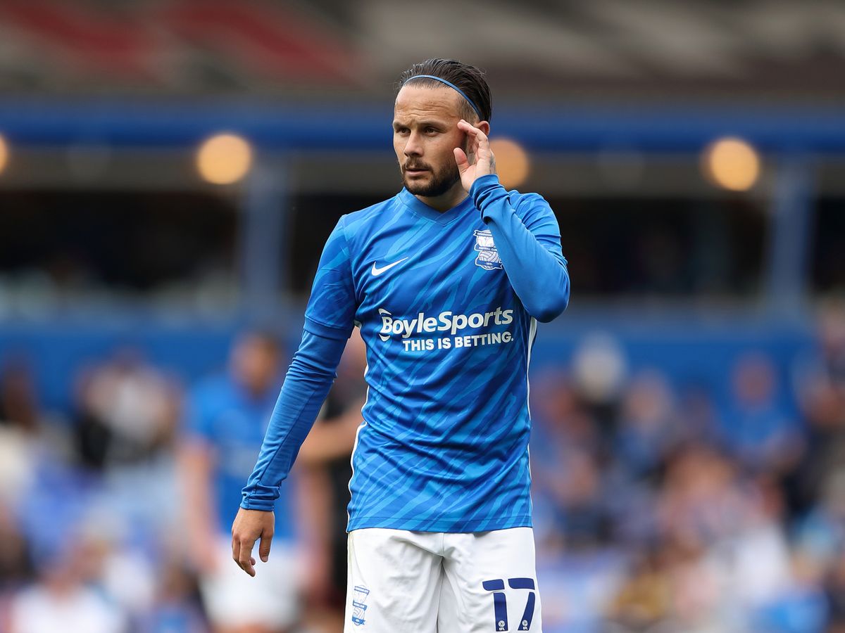 El jienense Iván Sanchéz pone rumbo a la Pro League de Irán palabradefutbol.net/19/08/2025/el-… a través de @ Palabra de Fútbol | Diario Digital Deportivo 
<a href="/realvalladolid/">Real Valladolid C.F.</a> 
<a href="/RealJaenCF/">Real Jaén C.F.</a> 
<a href="/U_D_Almeria/">UD Almería</a> 
<a href="/elchecf/">Elche Club de Fútbol</a> 
<a href="/AlbaceteBPSAD/">Albacete Balompié 🤍</a> 
<a href="/BCFC/">Birmingham City FC</a>