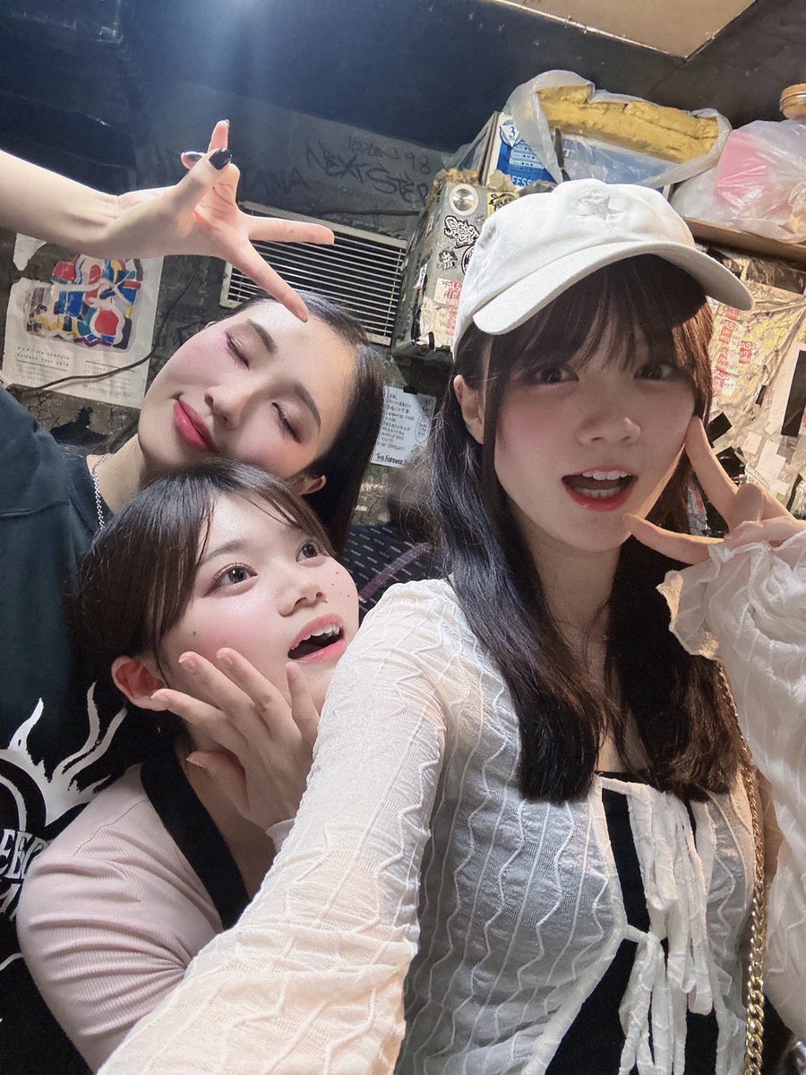 _0414Mayu's tweet photo. (M) ワンマン "BLEEDING SUMMER" に来てくれた
大切な大切なひとたち。みんな本当にありがとう。

sana (sajou no hana) @sajounohanasana
二ノ宮ゆい @YuiNinomiya0906
ZAQしゃん @zaxic_r
安月名莉子 @azuna_riko
草野華余子姐さま @kayoko225
斉藤百香 @MomokaSaito423
凛澄 @shampoo_rin_se 

🫶🖤 https://t.co/nEBFhUuwHr