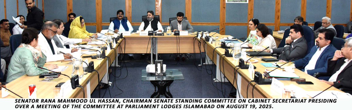 Senate Standing Committee on Cabinet Secretariat, chaired by Senator Rana Mahmood ul Hassan,reviewed CSS age relaxation,exam attempts&amp;reforms;formed Sub-Committee under Senator Saleem Mandviwalla.Committee also urged revising Warrant of Precedence to elevate parliamentarians.