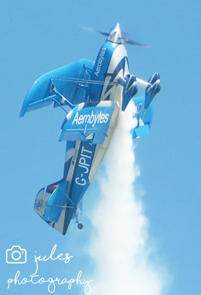 JVID47's tweet photo. @RichgoodwinS2S one of my photos from @EB_Airshow.  One of my highlights from the Airshow. https://t.co/Gp19ce2Pd2