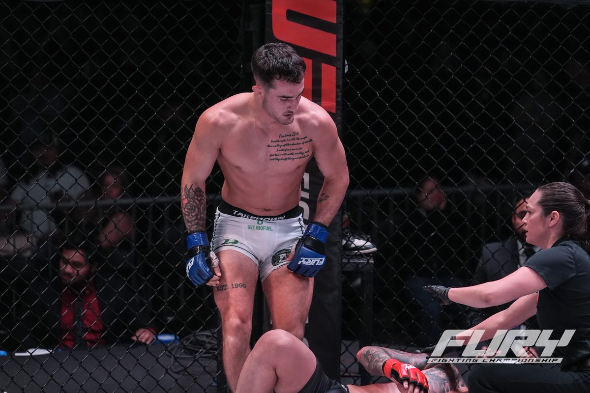 michaelblockhus's tweet image. Blessed with another opportunity to showcase what I’ve been working on. Thank you to everyone for their support and pushing me to be great. Onto the next one! 👊💪🙏🏻

#KILLCLIFFFC #FURYFIGHTING #UFC #UFCFIGHTPASS #MMA #WRESTLING #HOUSTON #TEXAS #BEGREAT